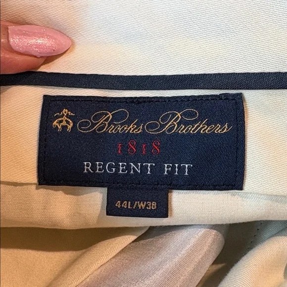 Like New Brooks Brothers regent fit 1818 suit 100% wool 44L 38W